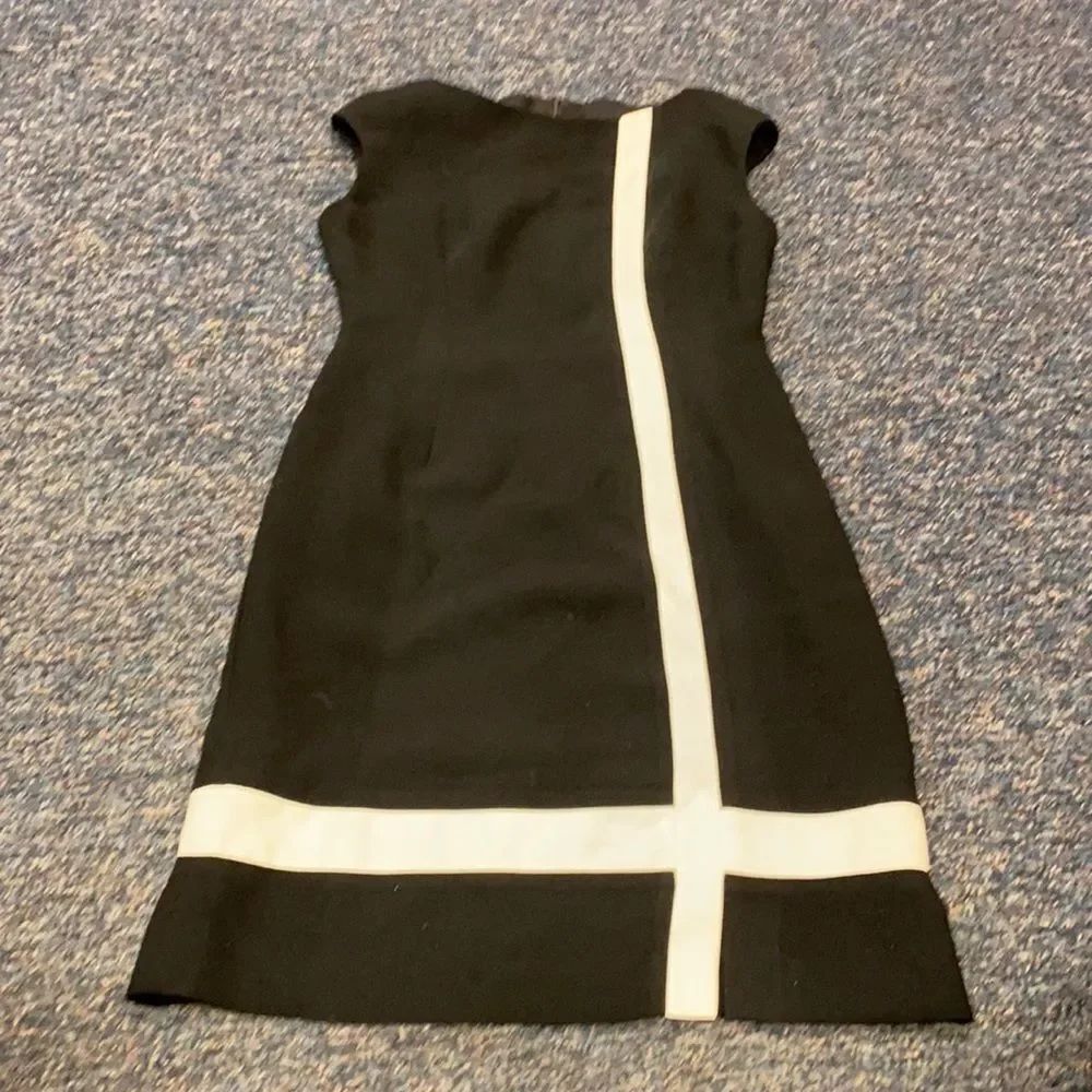Jones New York Shift Dress sz. 4